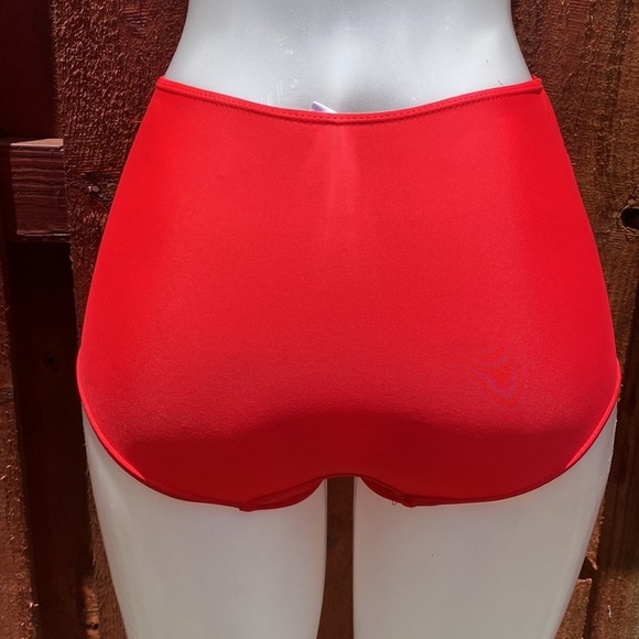 Red Bikini Bottom Size M - Picture 3 of 4
